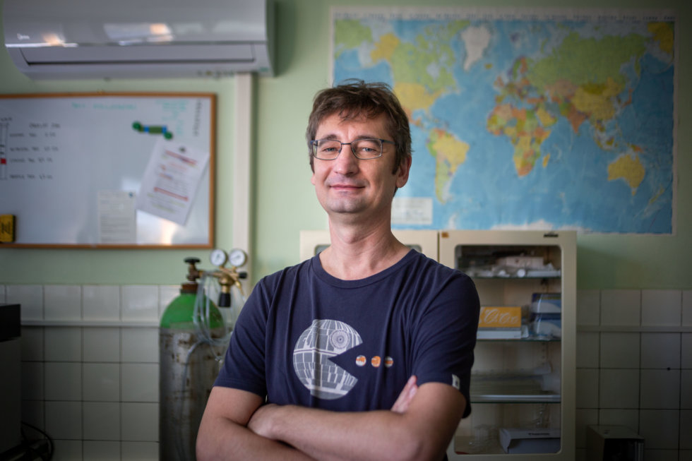Chemik Ján Tkáč je vedcom roka a držiteľom ocenenia Eset Science Award. Foto N – Tomáš Benedikovič